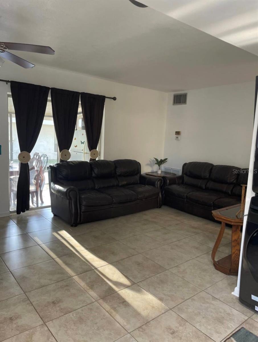 Image 5 of 7 For 612 Morgan Street 2