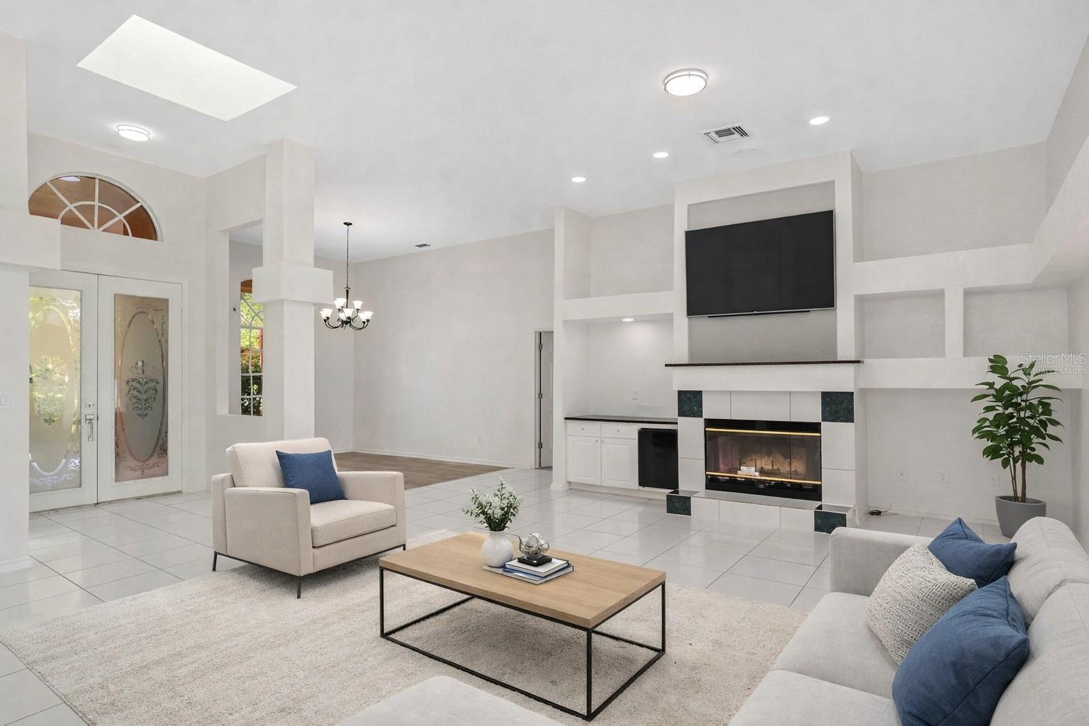 Image 5 of 22 For 8827 Helmsly Lane