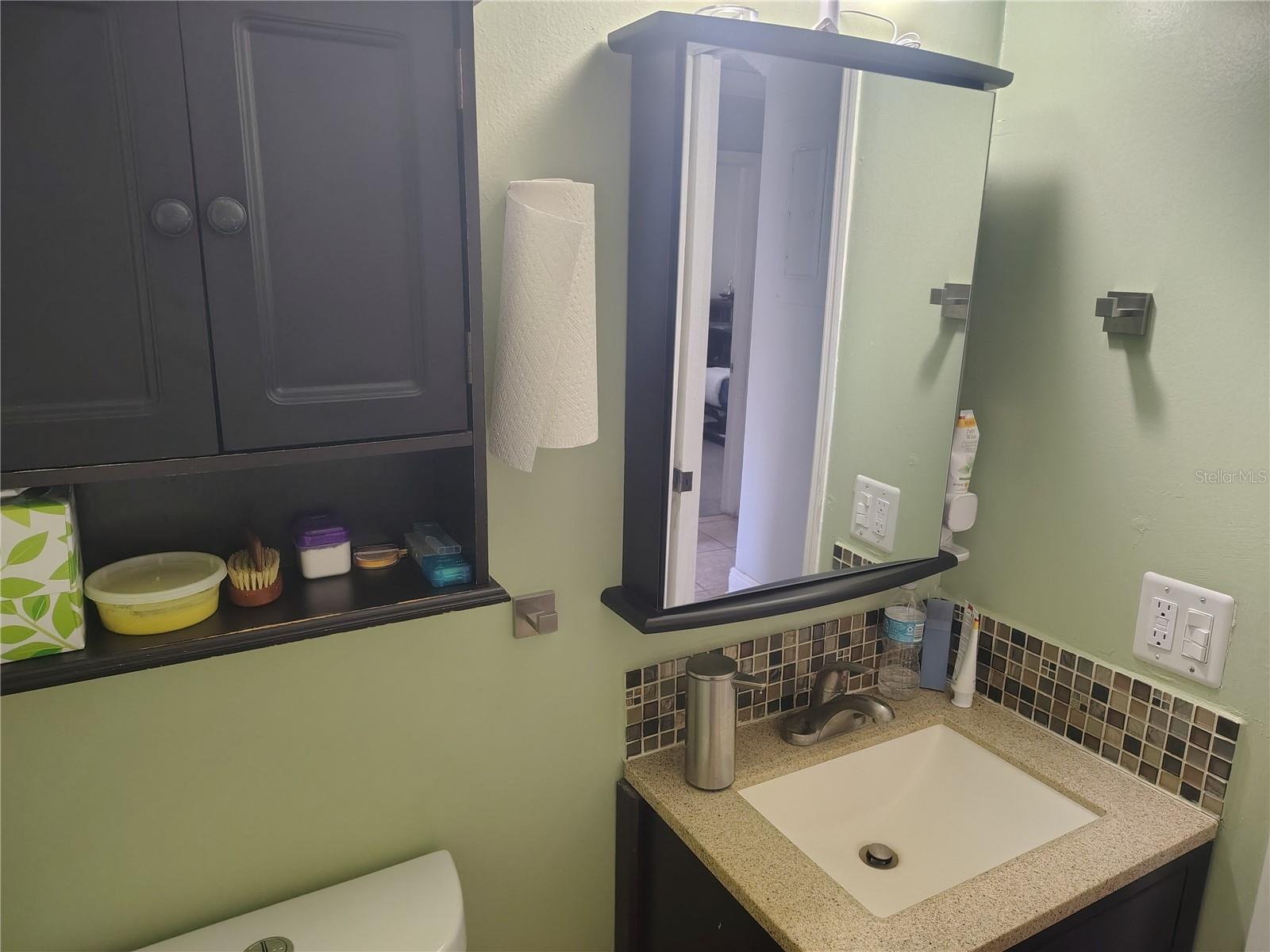 Listing photo id 23 for 5309 Nancy Street