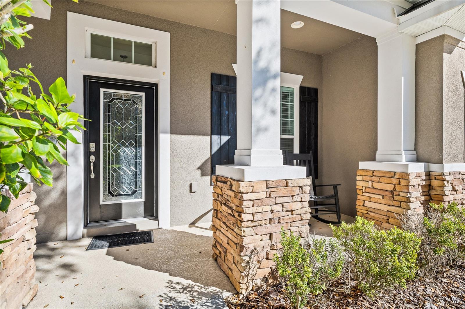 Listing photo id 1 for 15861 Starling Water Drive