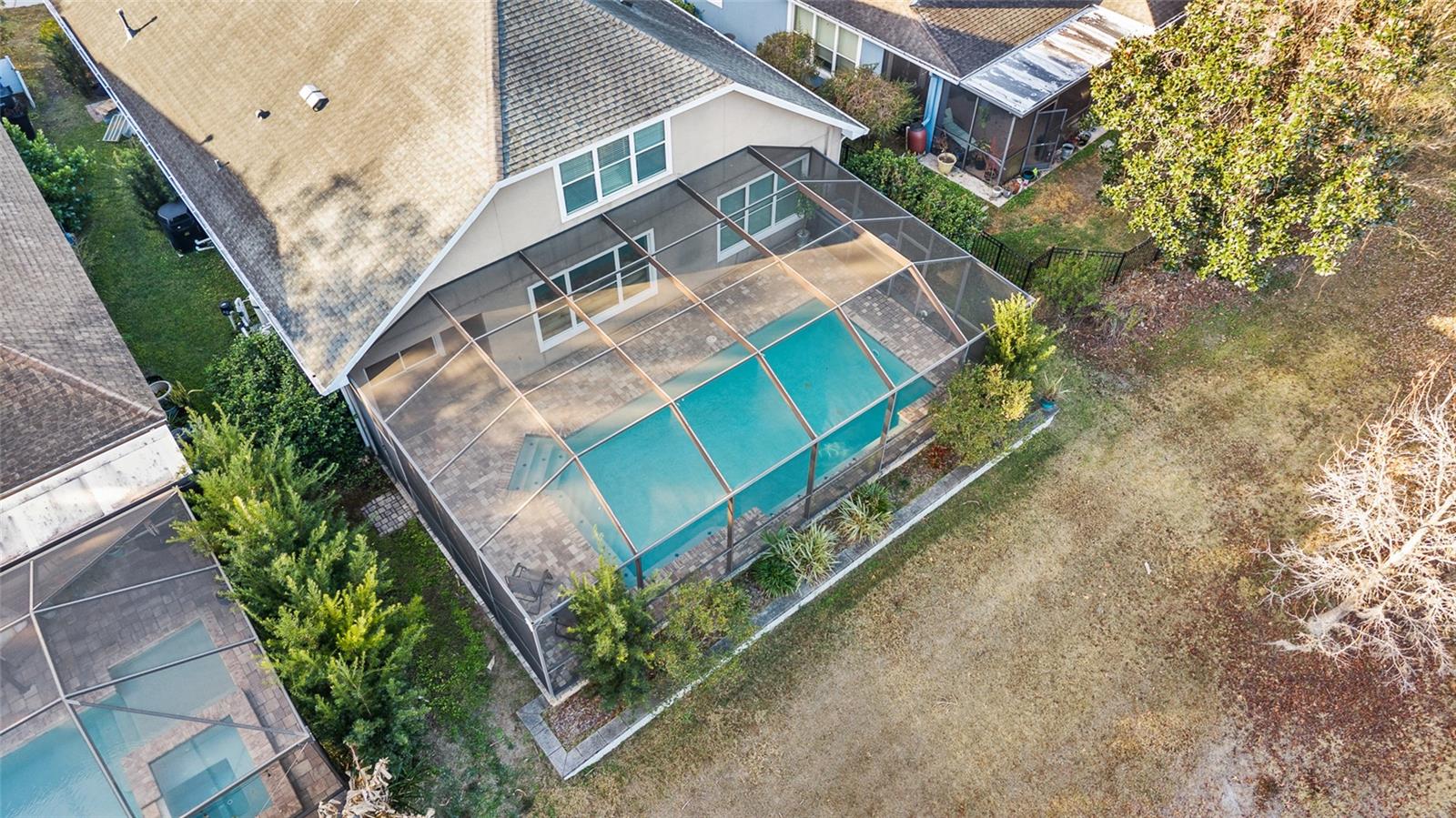 Listing photo id 47 for 15861 Starling Water Drive