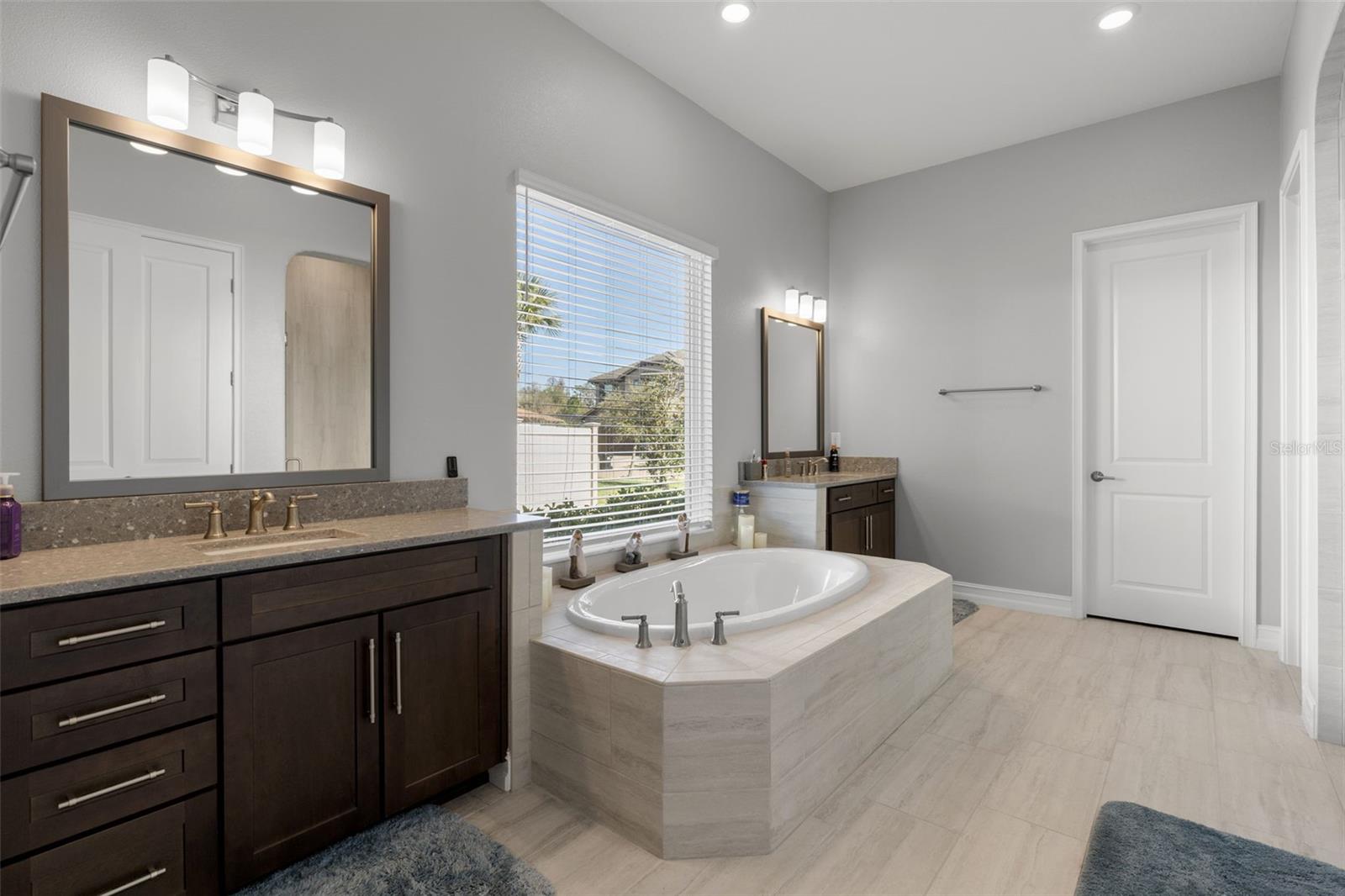 Image 22 of 57 For 3839 San Vito Drive