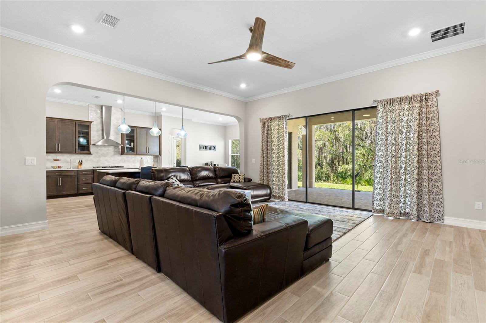 Image 6 of 57 For 3839 San Vito Drive