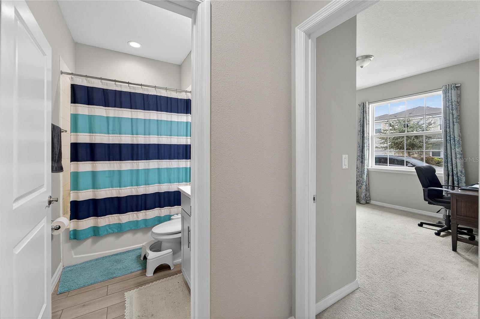 Image 38 of 58 For 12507 Candleberry Circle