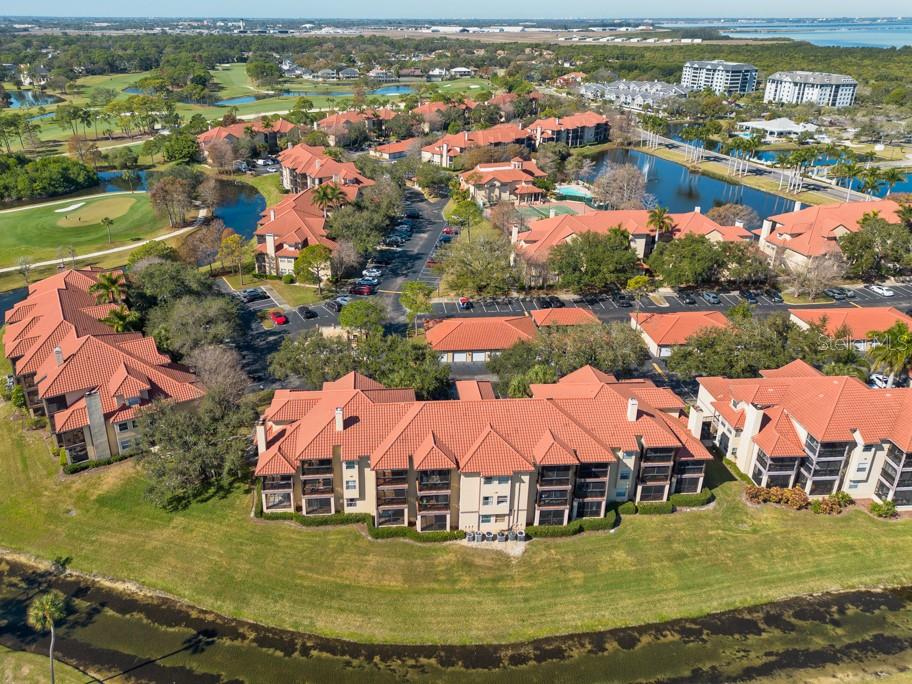 Image 37 of 49 For 2400 Feather Sound Drive 832