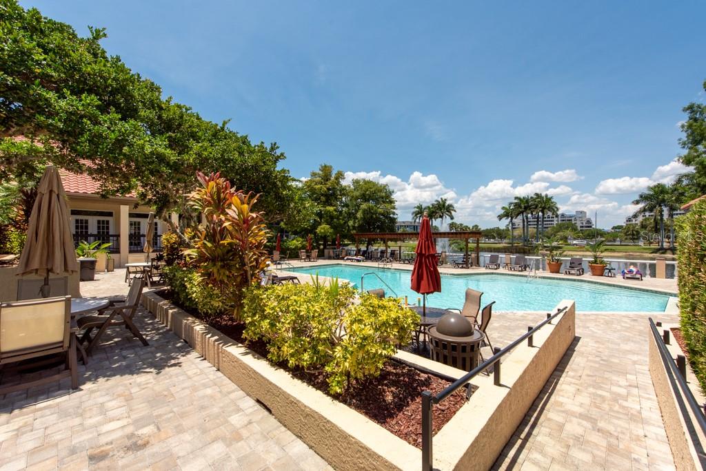 Image 41 of 49 For 2400 Feather Sound Drive 832