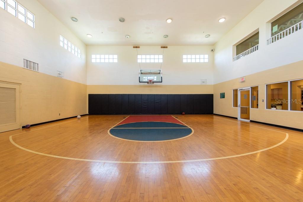 Image 45 of 49 For 2400 Feather Sound Drive 832