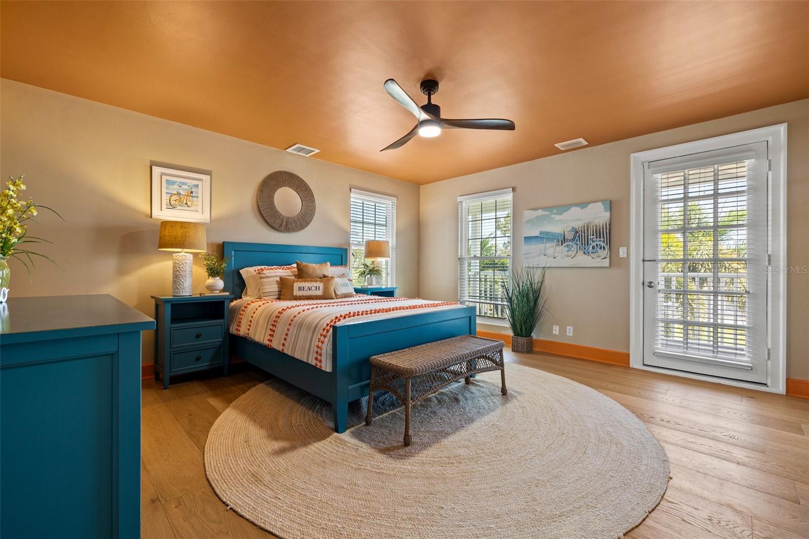 Image 27 of 40 For 511 Windward Passage