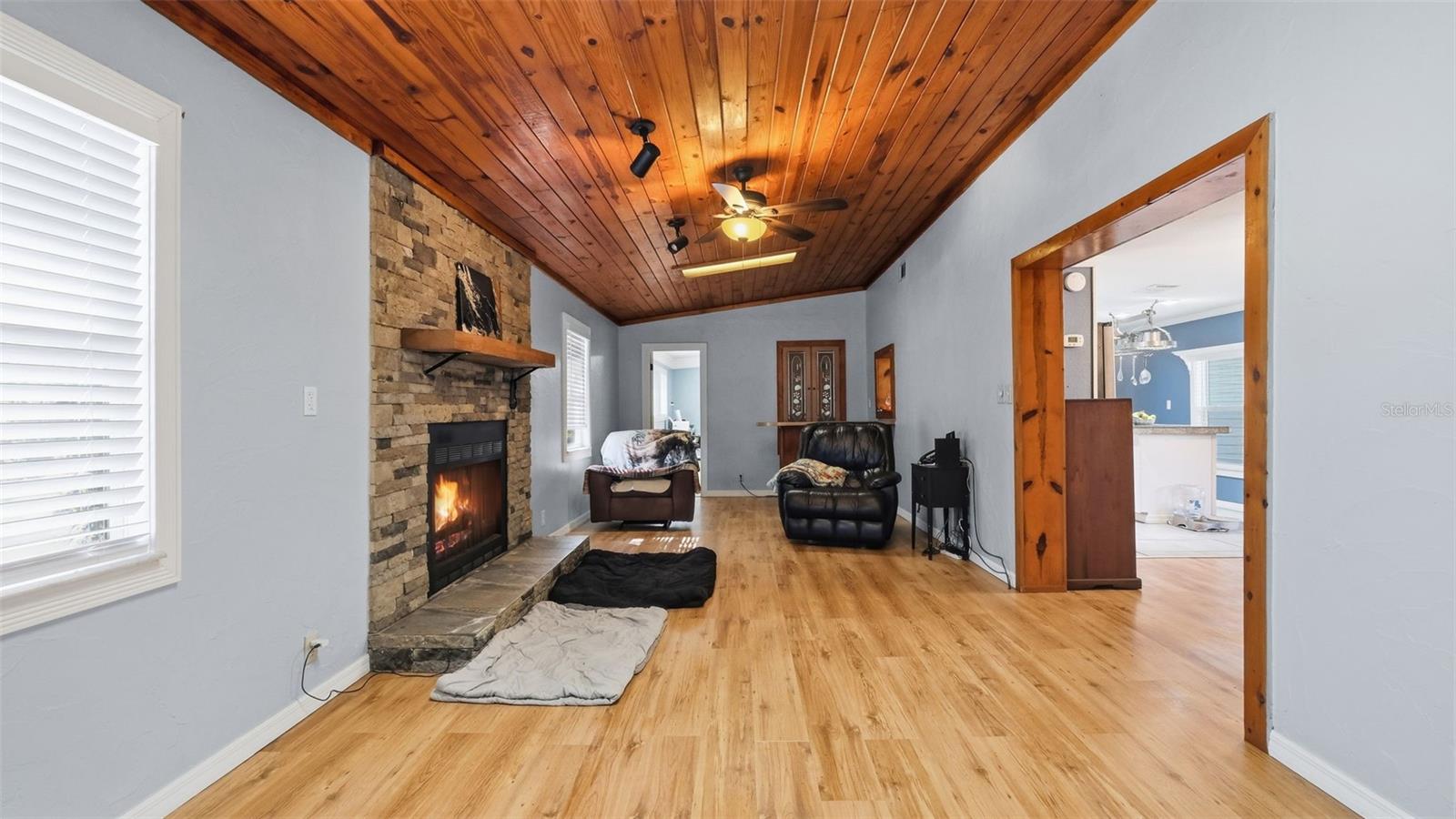 Image 10 of 74 For 10565 Bessemer Street