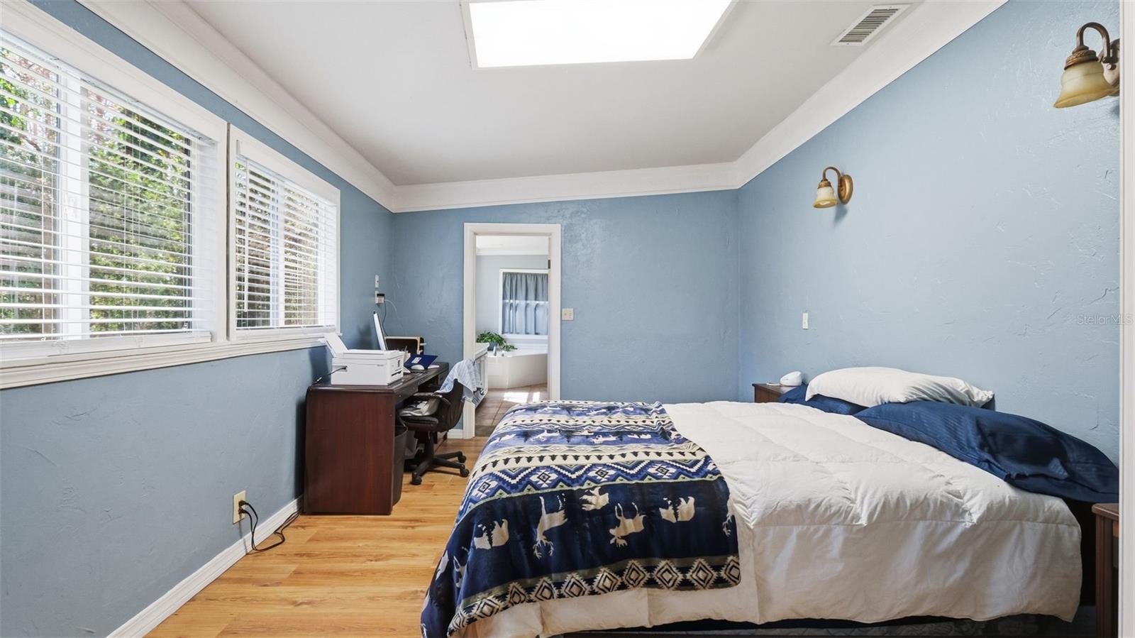 Image 12 of 74 For 10565 Bessemer Street