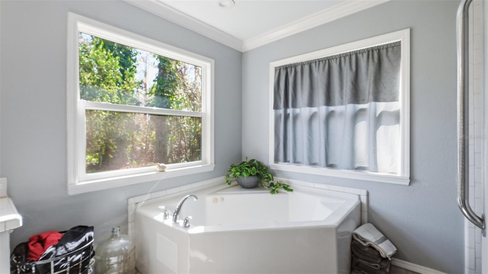 Image 15 of 74 For 10565 Bessemer Street