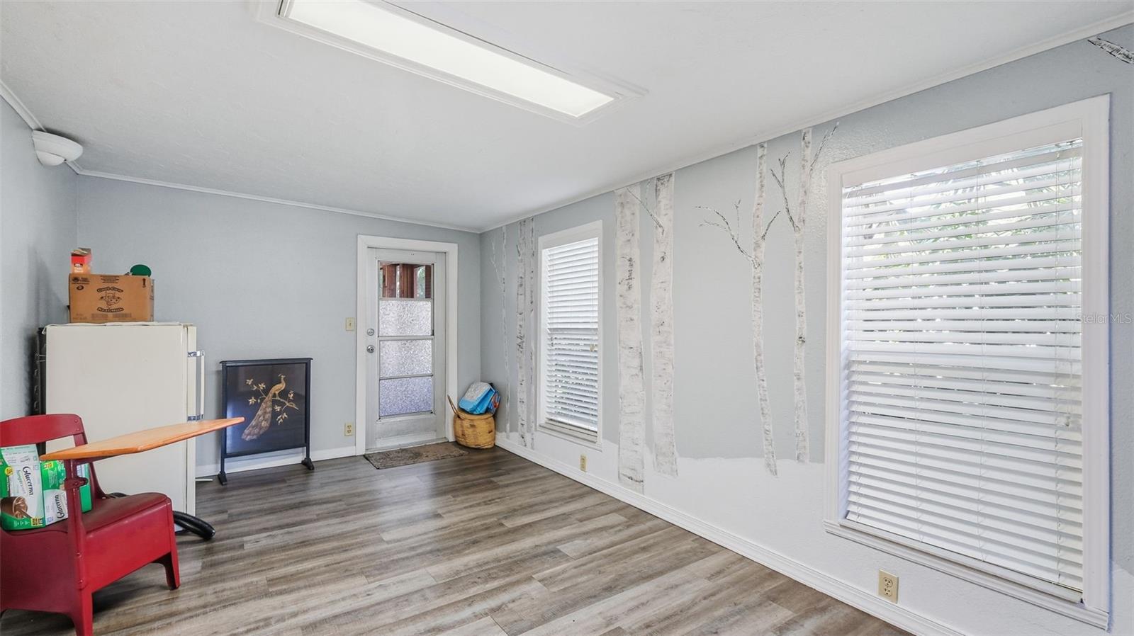 Image 21 of 74 For 10565 Bessemer Street