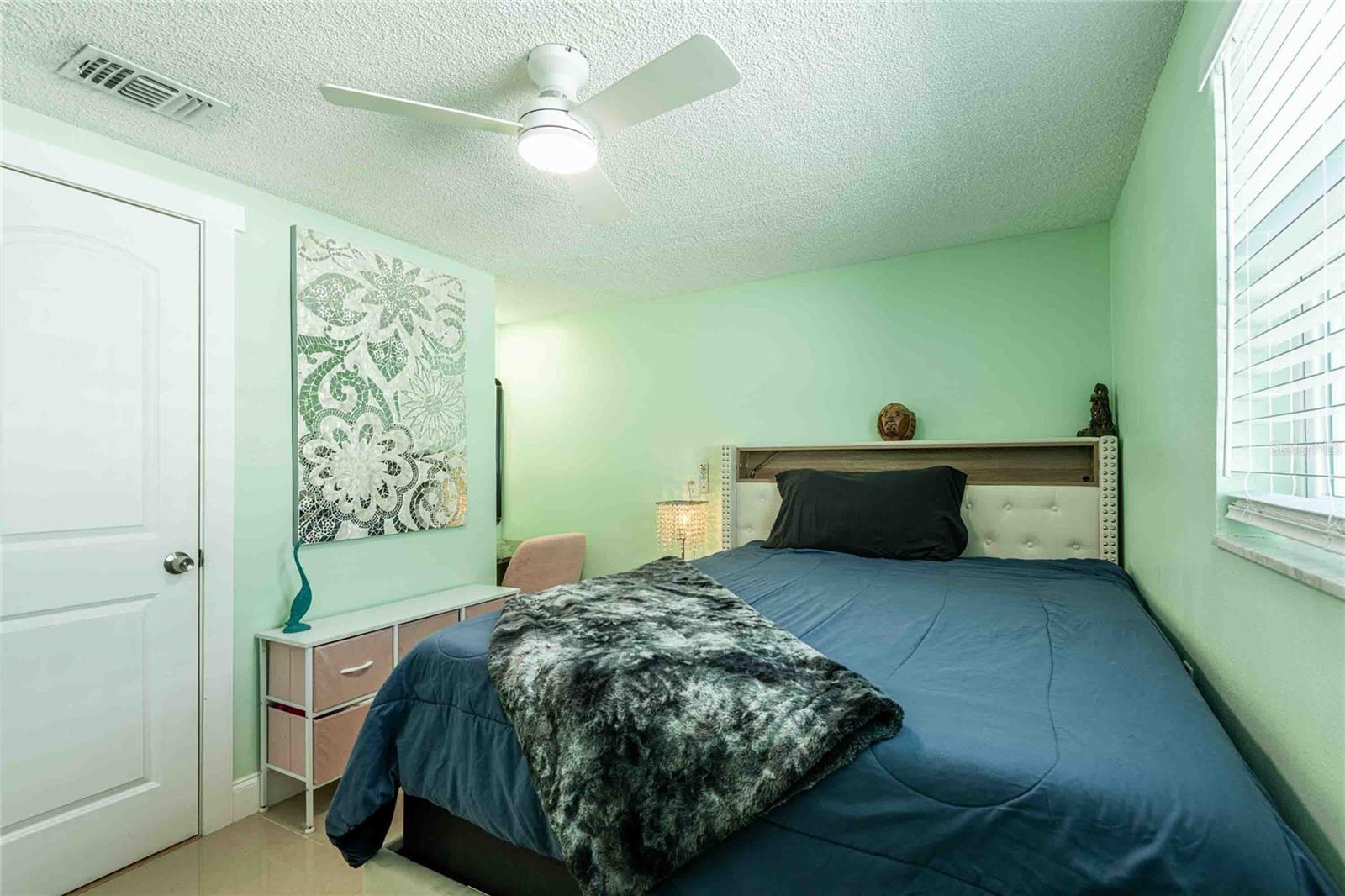 Image 13 of 55 For 4925 Bonito Drive