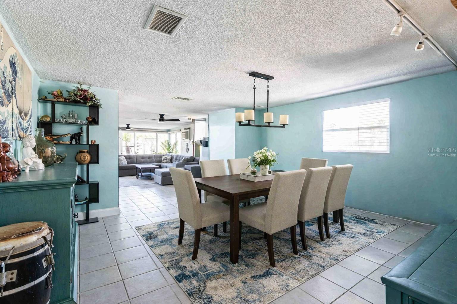 Image 18 of 55 For 4925 Bonito Drive