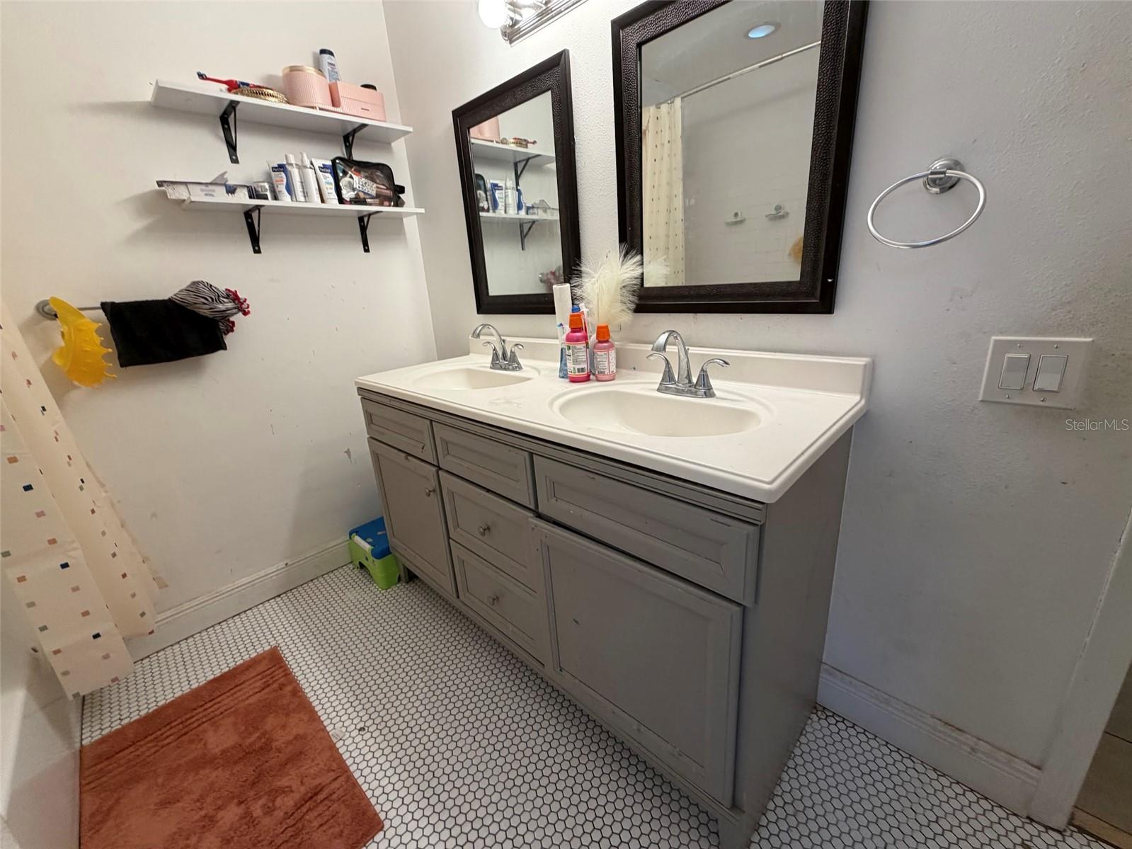 Image 22 of 31 For 4710 80th Street N