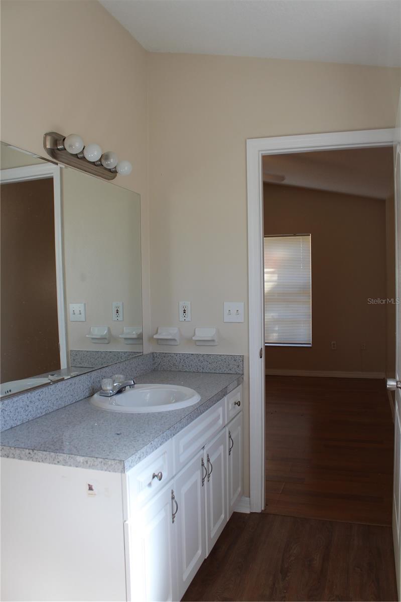 Image 15 of 17 For 8713 Tangerine Place