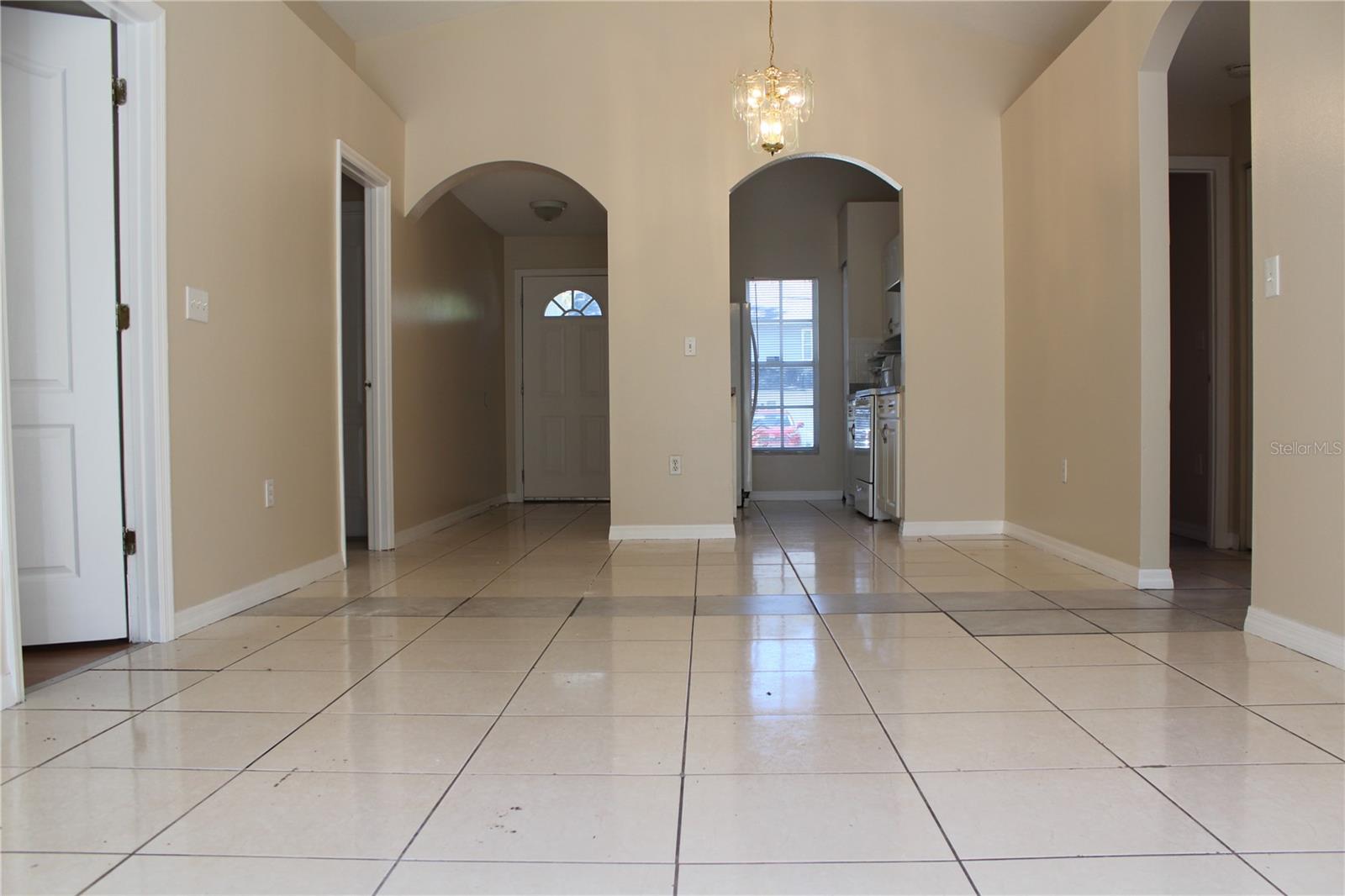 Image 3 of 17 For 8713 Tangerine Place