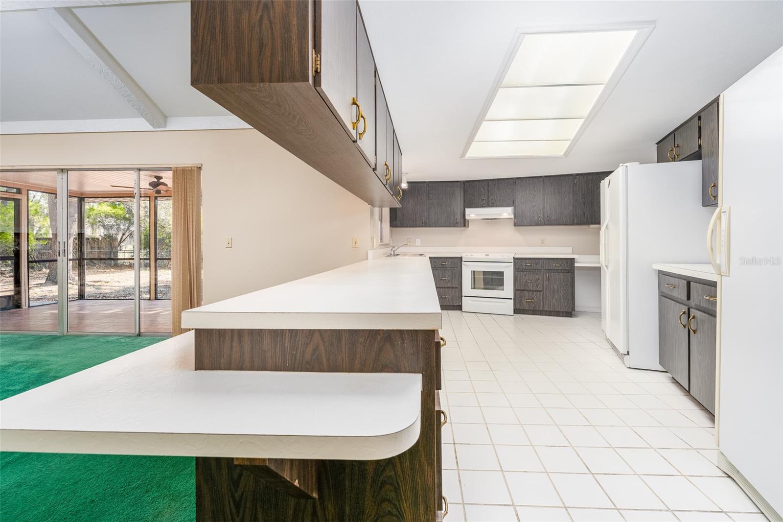 Image 3 of 23 For 905 Stanberry Drive