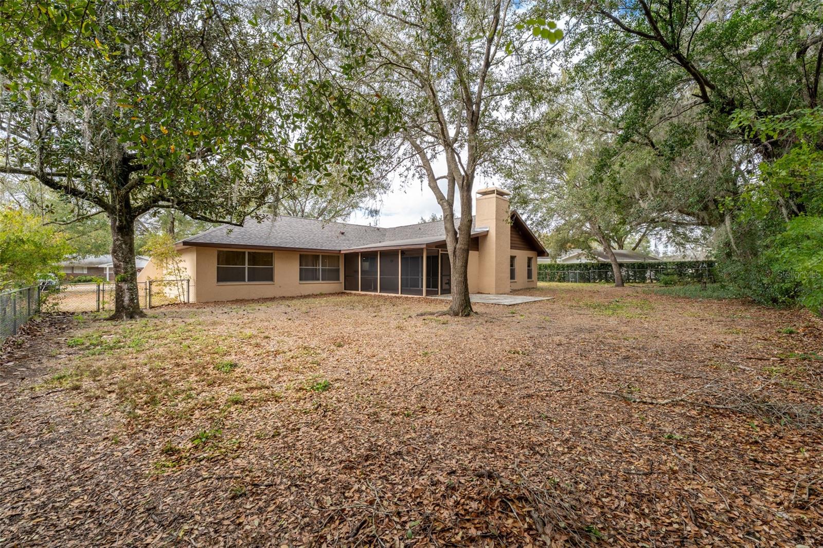 Image 5 of 23 For 905 Stanberry Drive