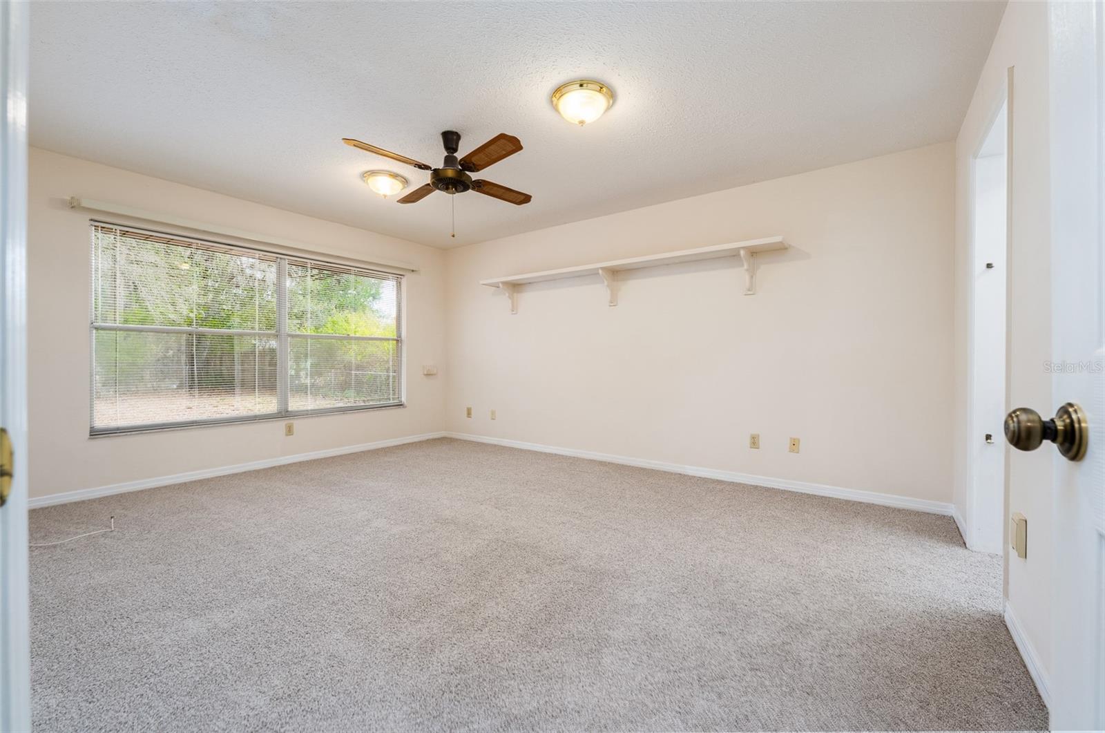 Image 7 of 23 For 905 Stanberry Drive