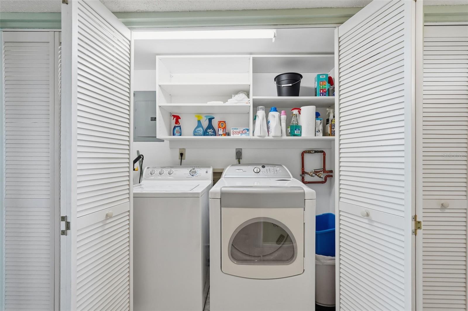 Listing photo id 20 for 1581 Gulf Boulevard 403n