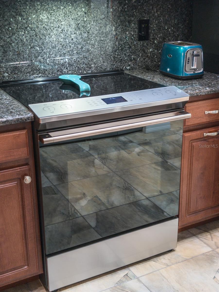 Image 8 of 66 For 39650 Us Hwy 19 N