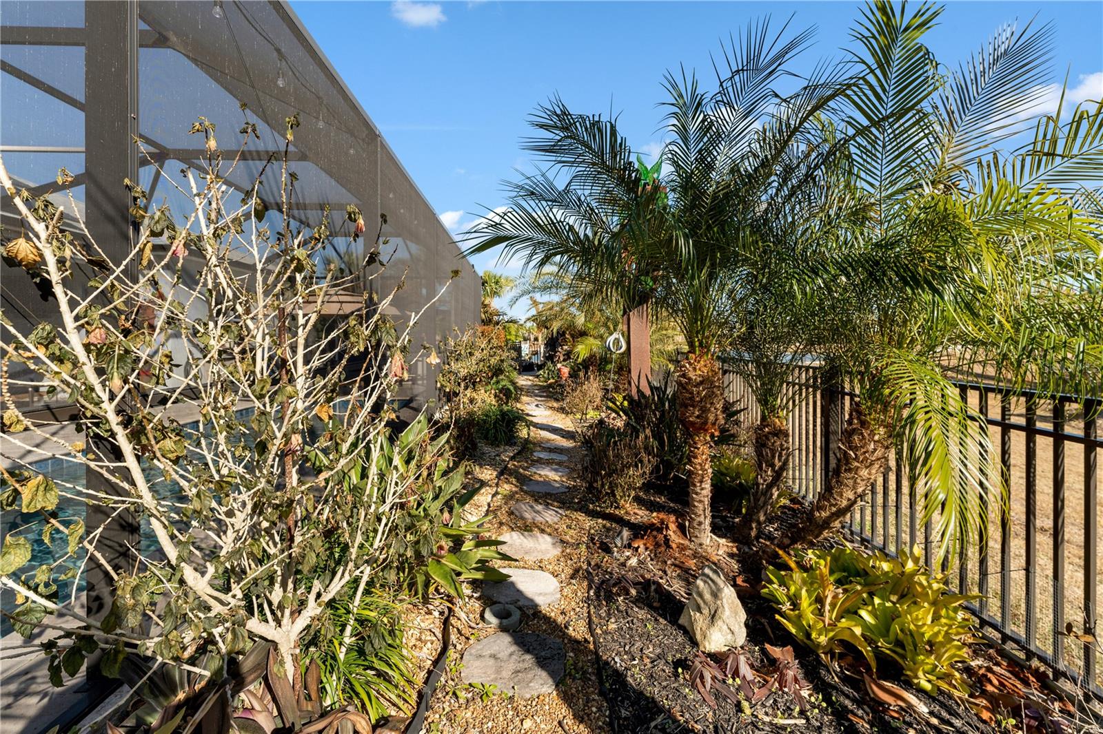 Image 74 of 93 For 2368 High Tides Way