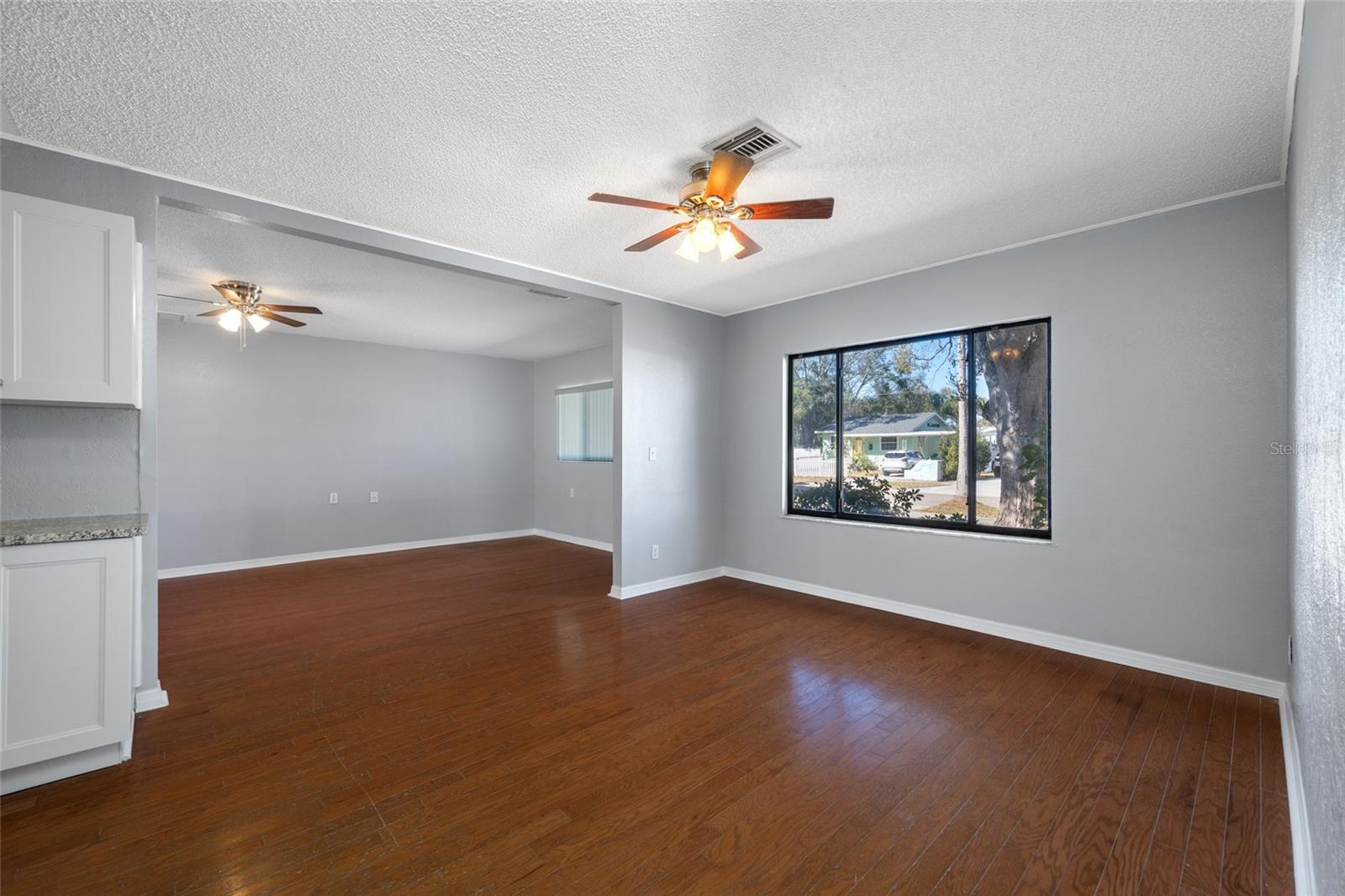 Image 16 of 44 For 218 80th Avenue N