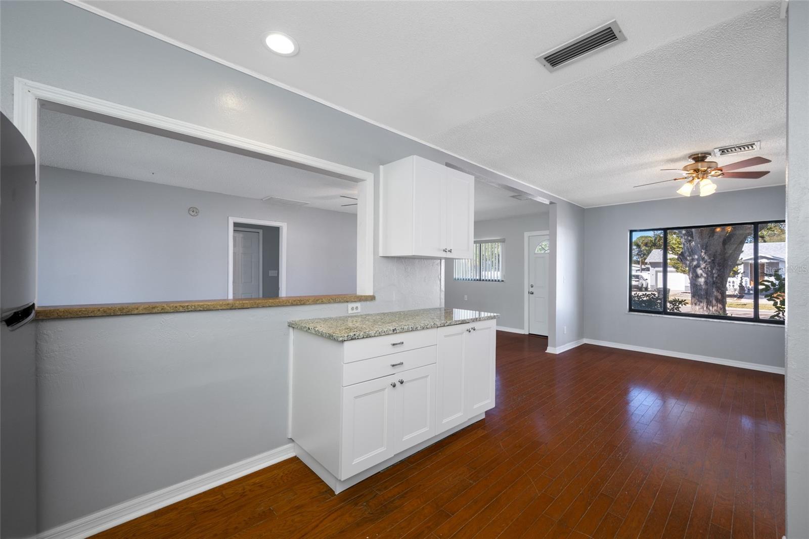 Image 20 of 44 For 218 80th Avenue N