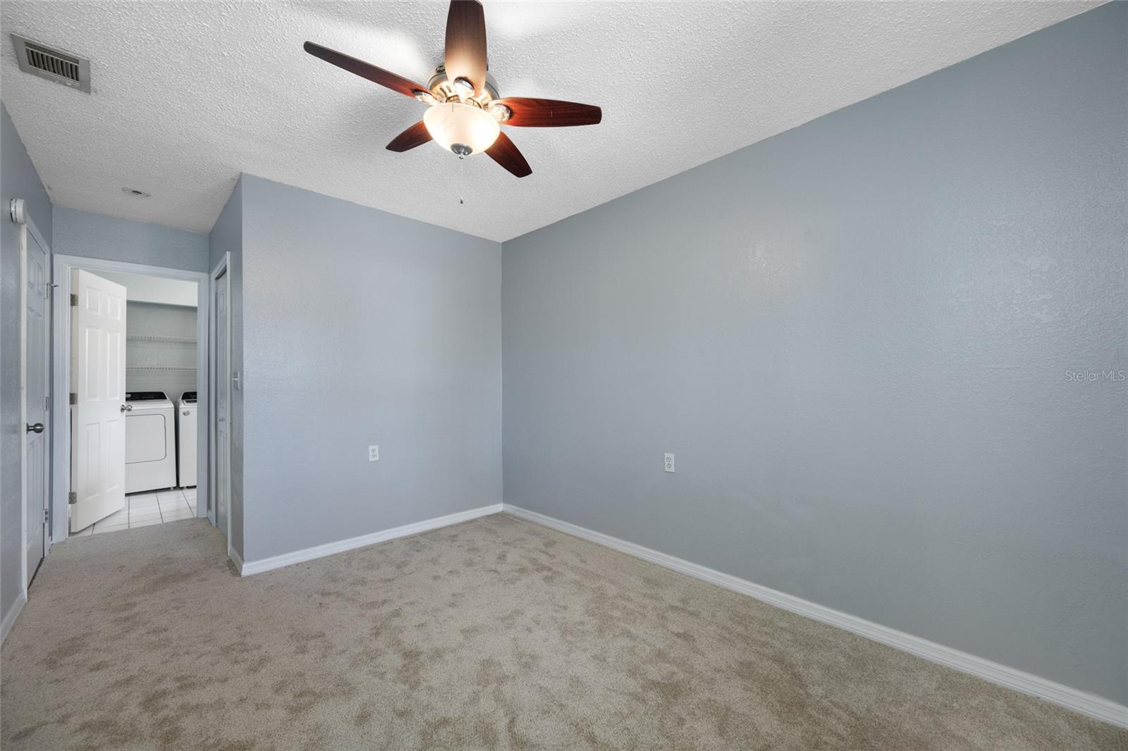 Image 23 of 44 For 218 80th Avenue N