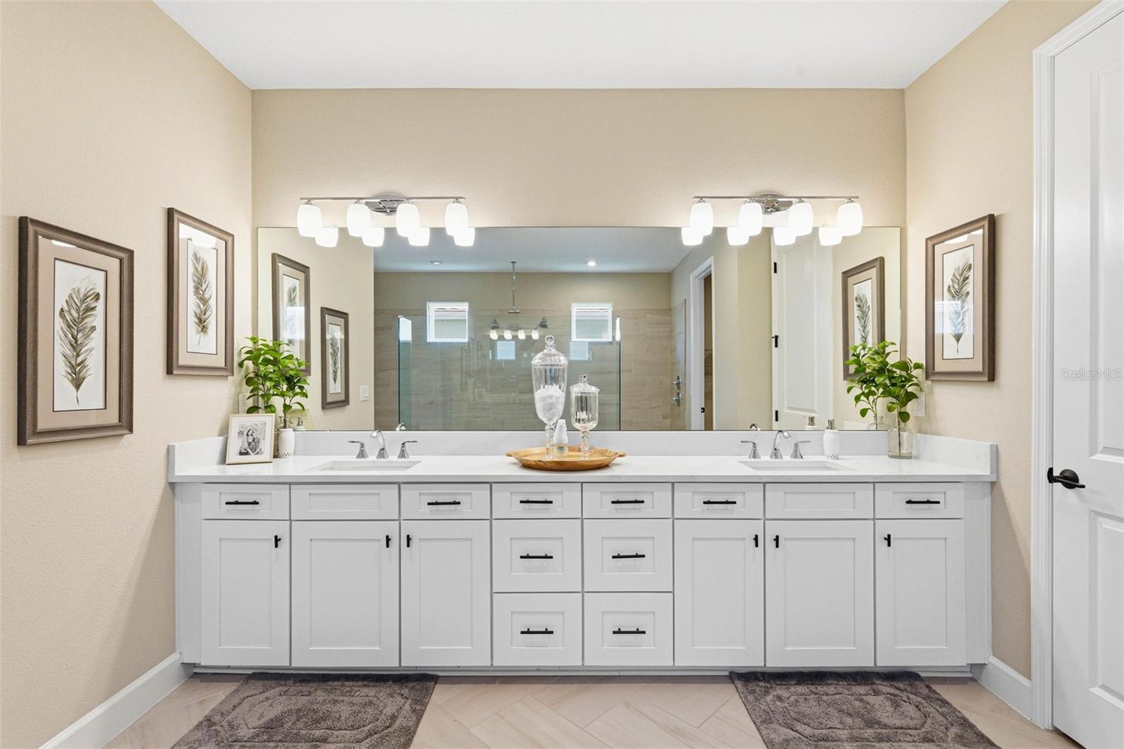 Image 21 of 44 For 33332 Castaway Loop