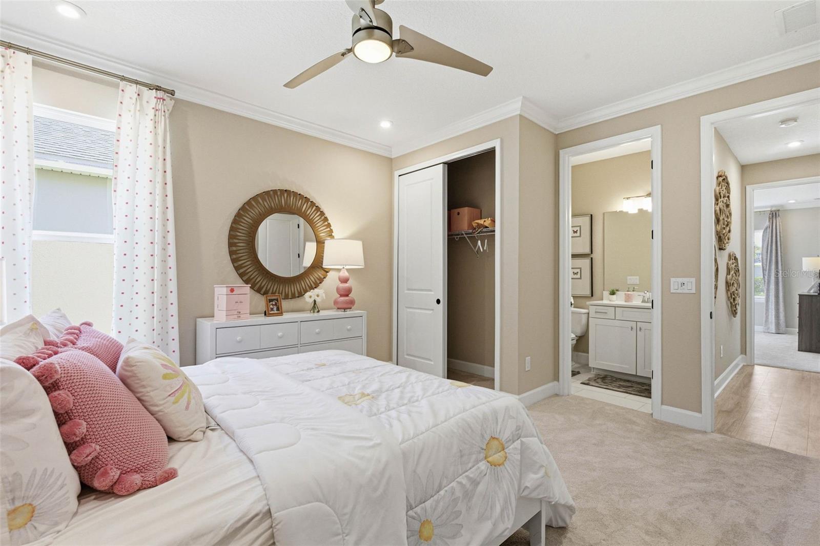 Image 28 of 44 For 33332 Castaway Loop