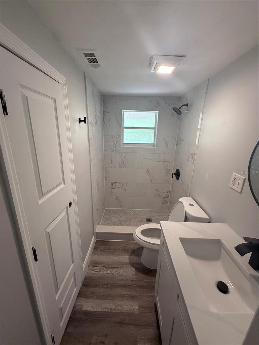 Image 3 of 11 For 9029 Maiden Lane