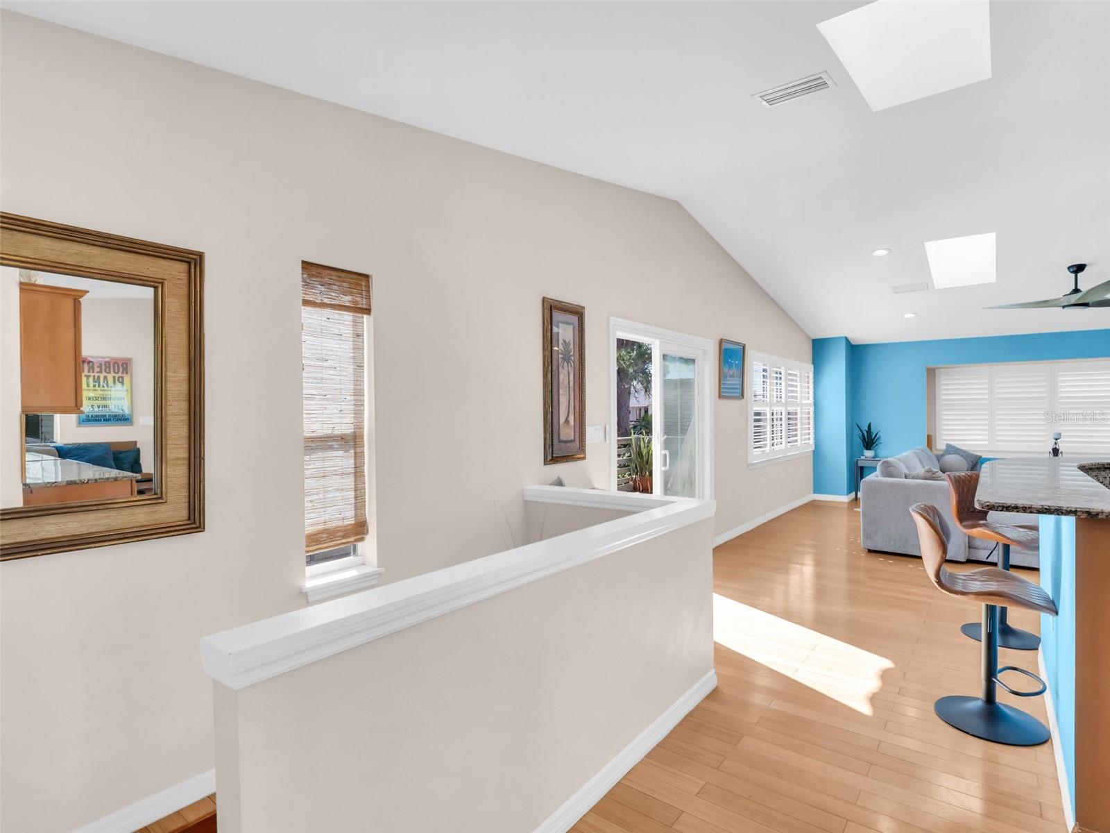 Image 14 of 76 For 1907 Gulf Beach Boulevard