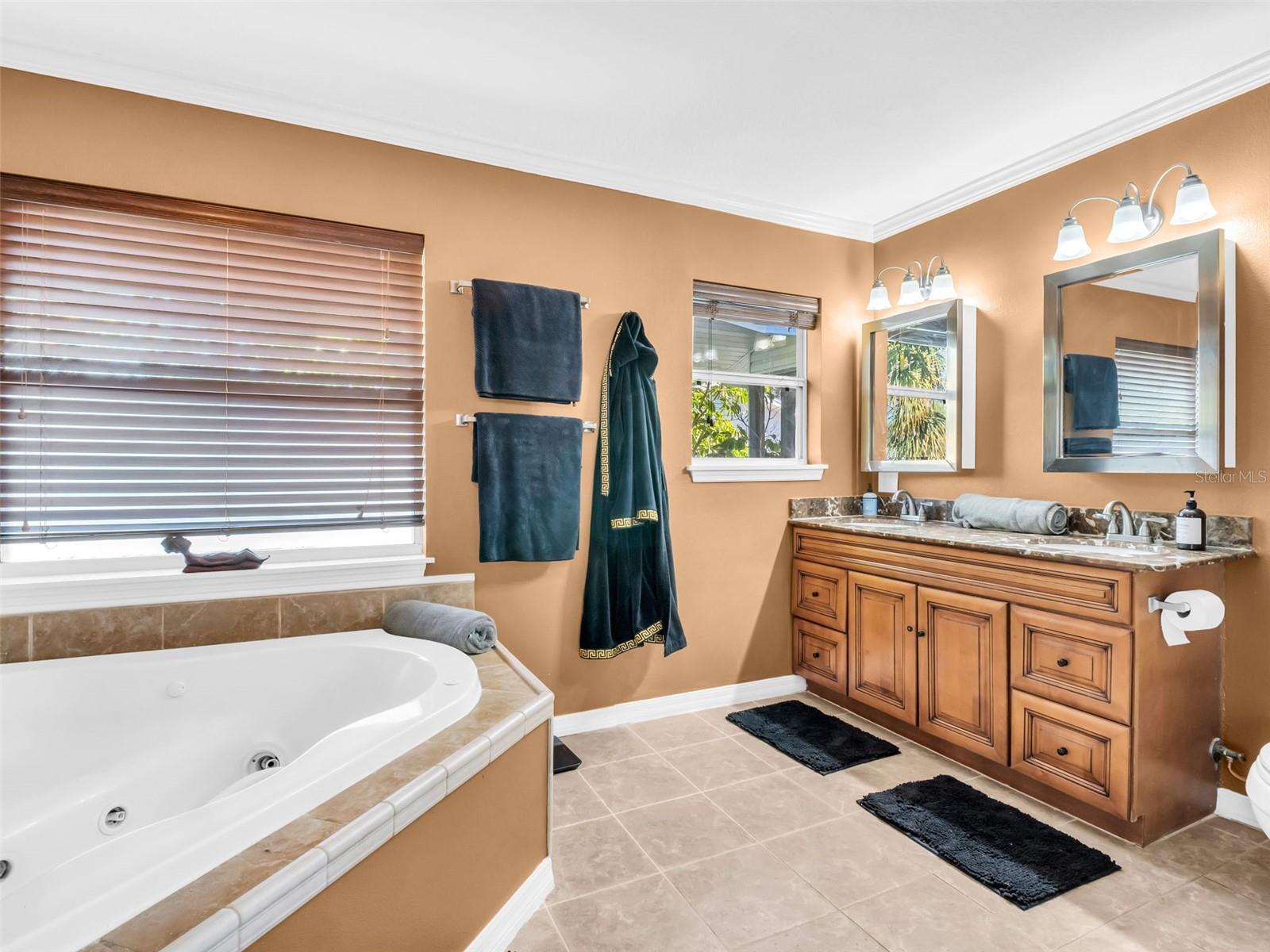 Image 19 of 76 For 1907 Gulf Beach Boulevard