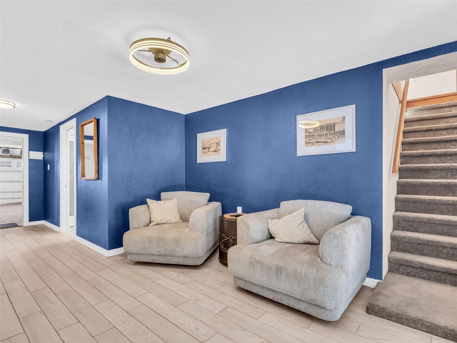 Image 26 of 76 For 1907 Gulf Beach Boulevard