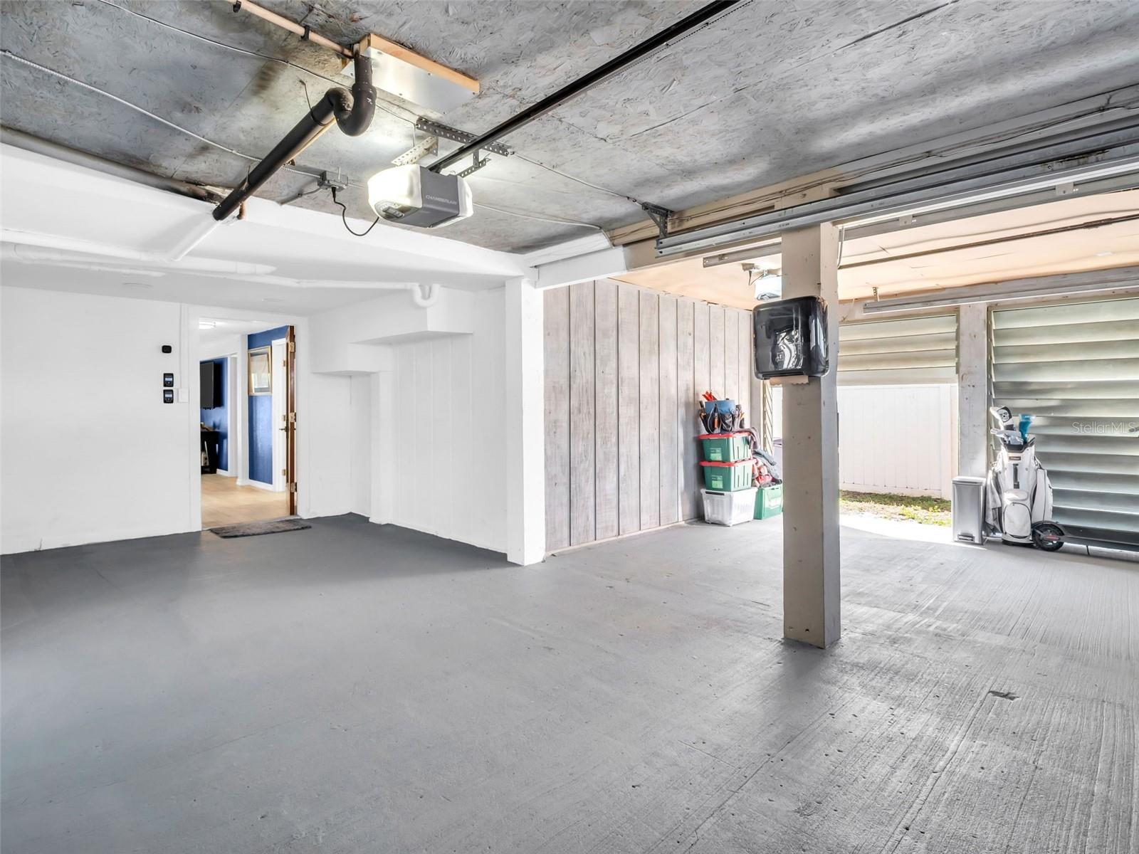 Image 42 of 76 For 1907 Gulf Beach Boulevard