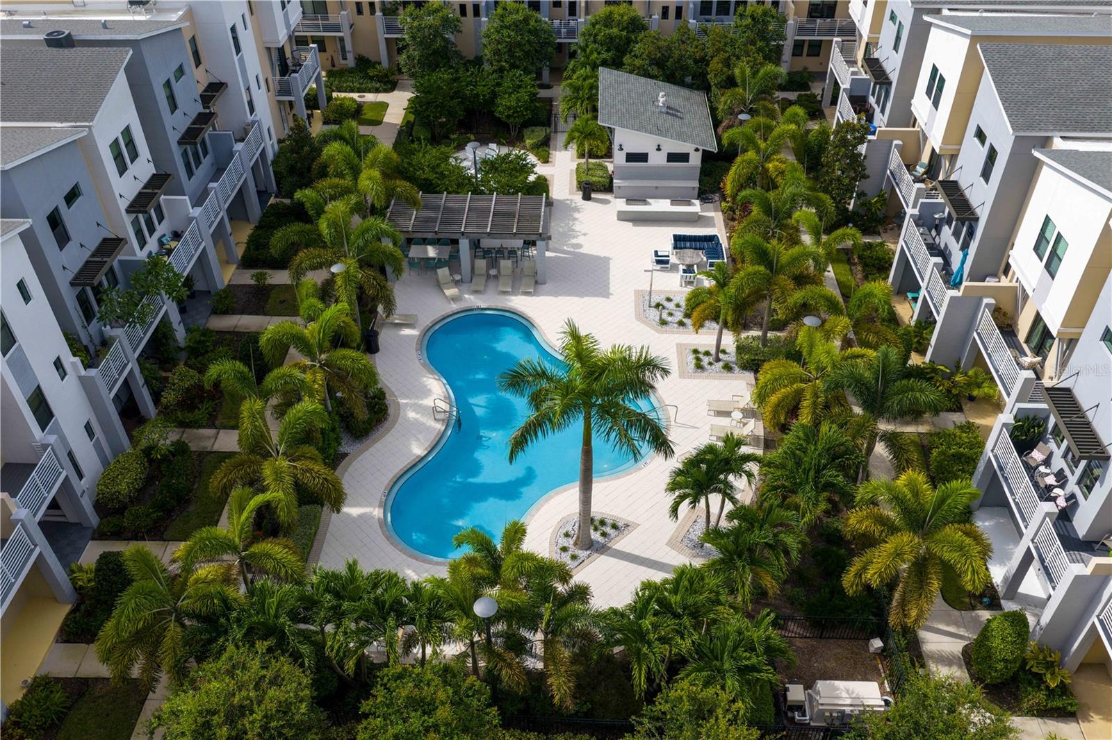 Image 33 of 38 For 2560 12th Terrace N