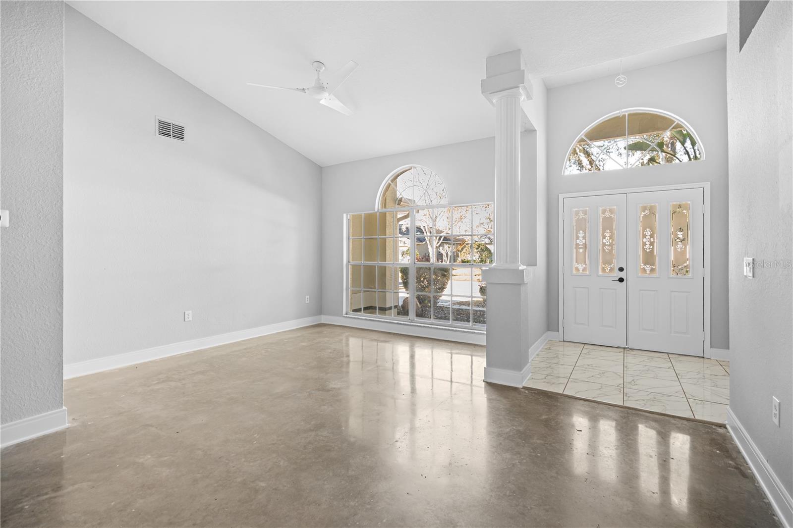 Listing photo id 3 for 3616 Cypress Meadows Road