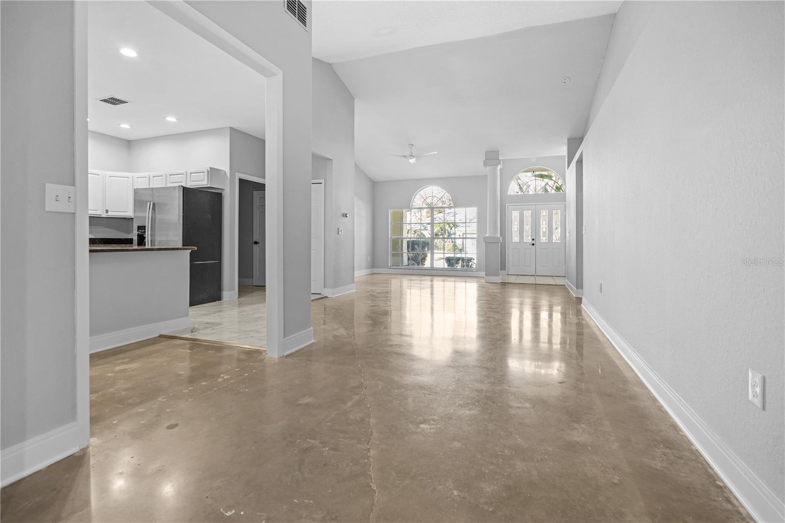 Listing photo id 6 for 3616 Cypress Meadows Road