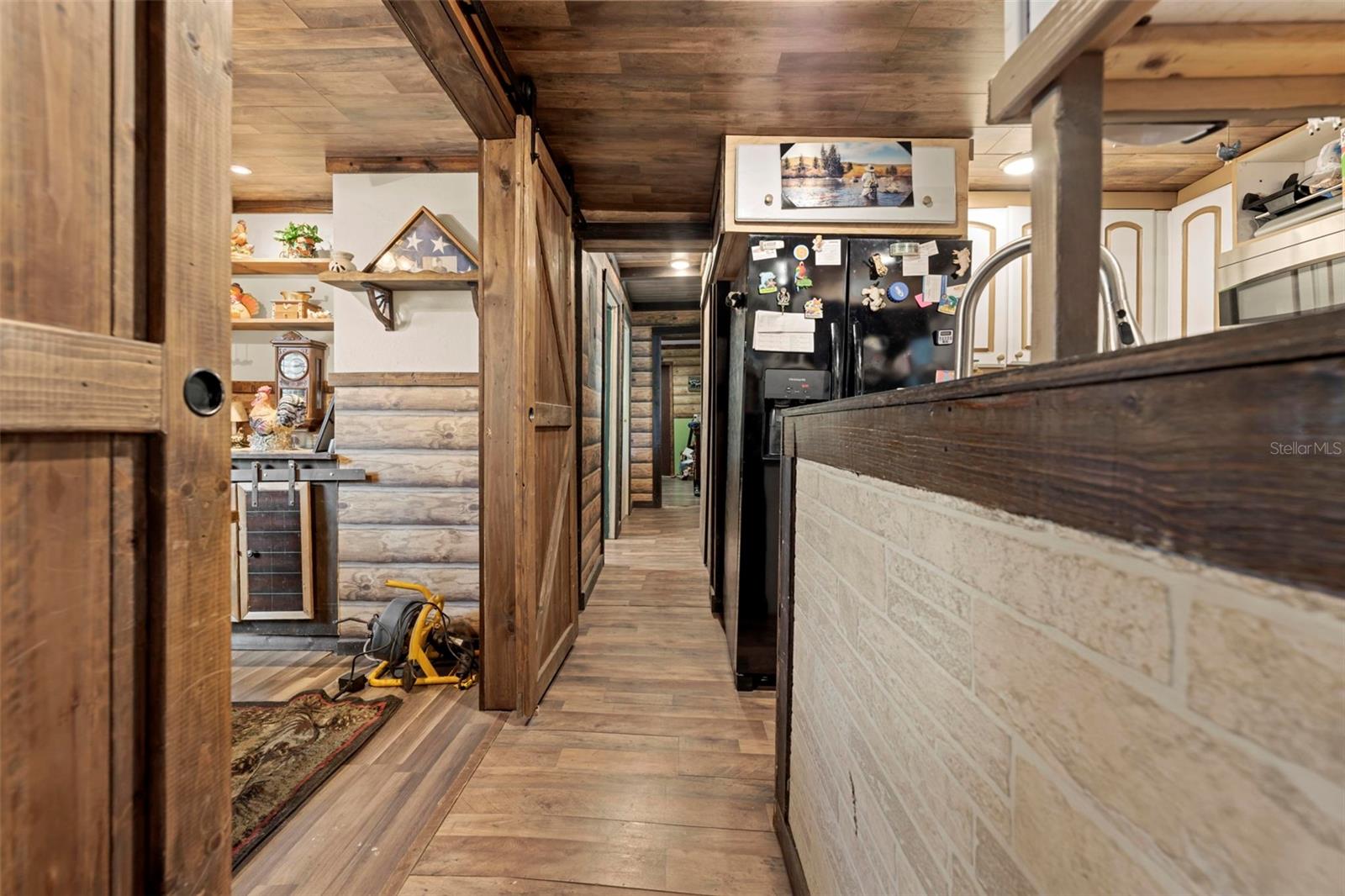 Image 15 of 36 For 5631 Montana Avenue