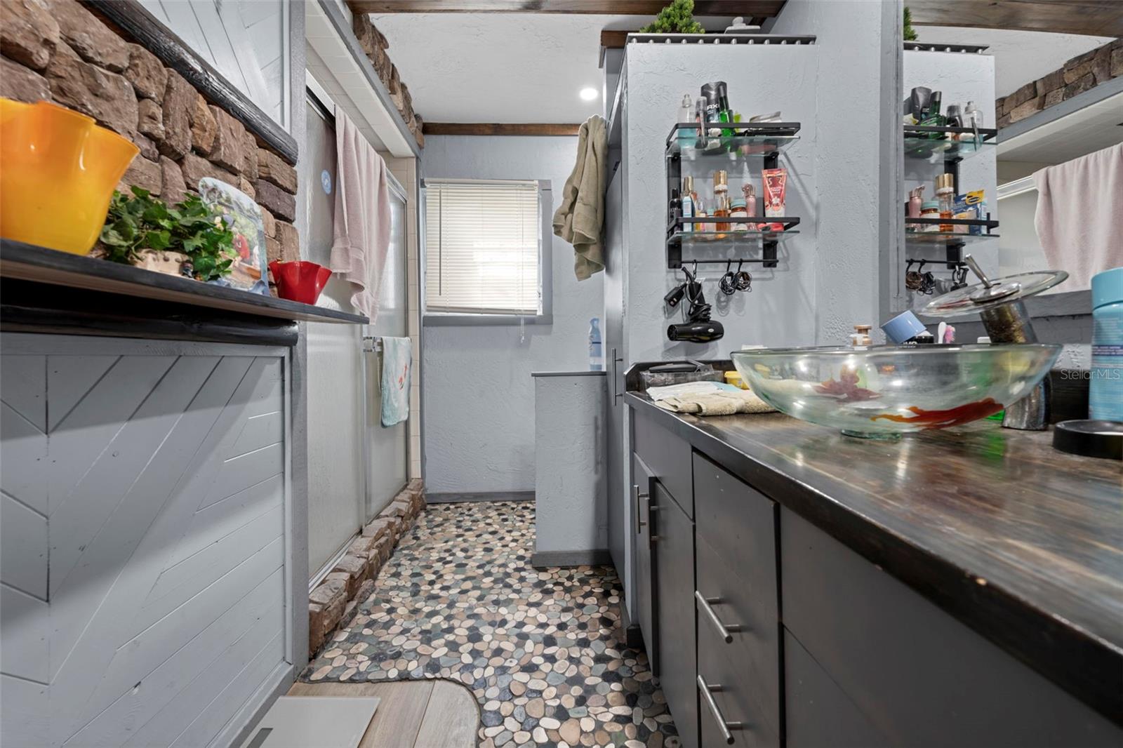 Image 25 of 36 For 5631 Montana Avenue