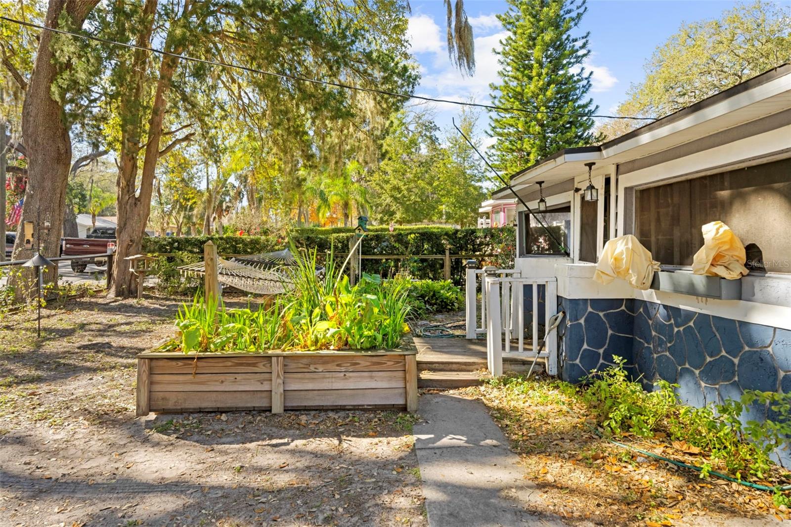 Image 31 of 36 For 5631 Montana Avenue