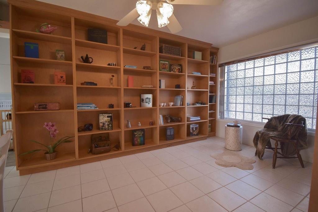 Image 13 of 46 For 5952 52nd Avenue N