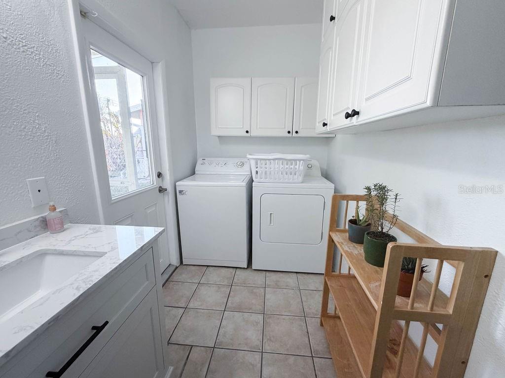 Image 36 of 46 For 5952 52nd Avenue N