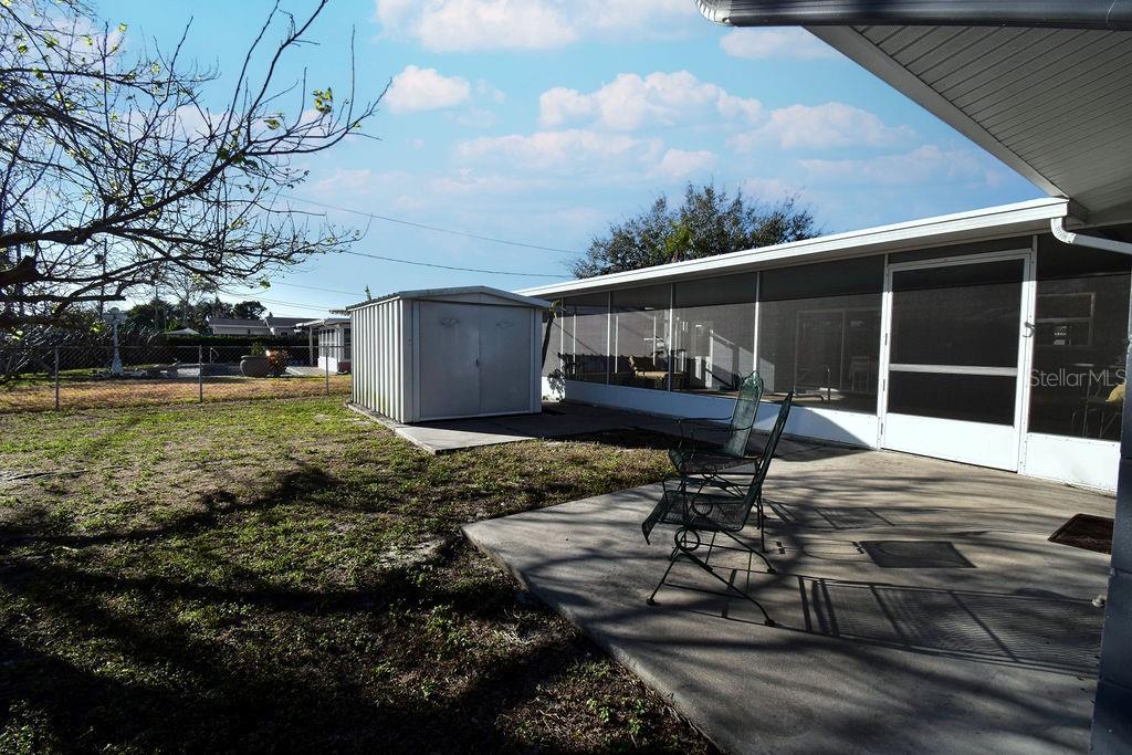 Image 44 of 46 For 5952 52nd Avenue N