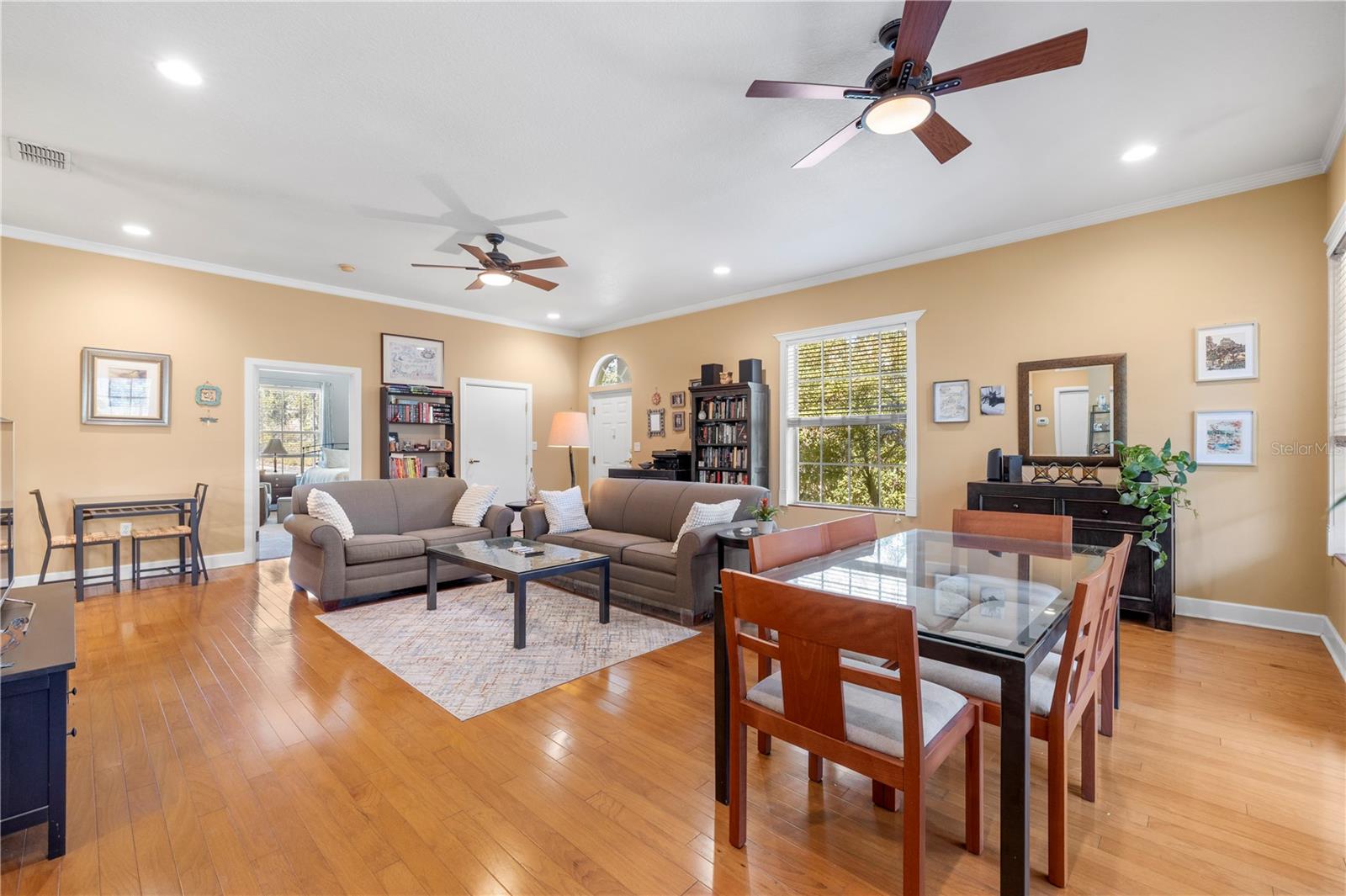 Image 12 of 51 For 11951 Sheldon Road