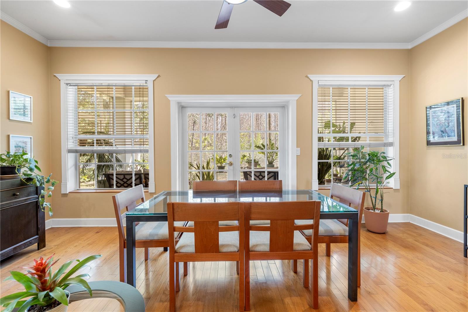 Image 14 of 51 For 11951 Sheldon Road