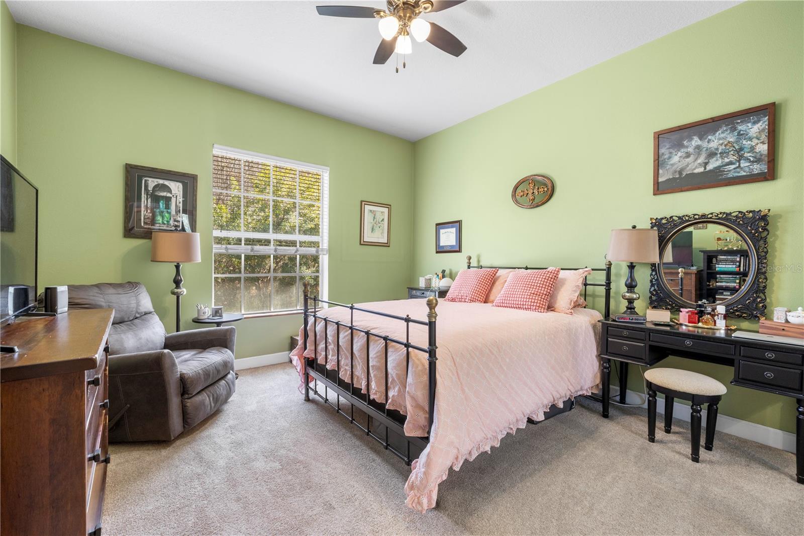 Image 28 of 51 For 11951 Sheldon Road