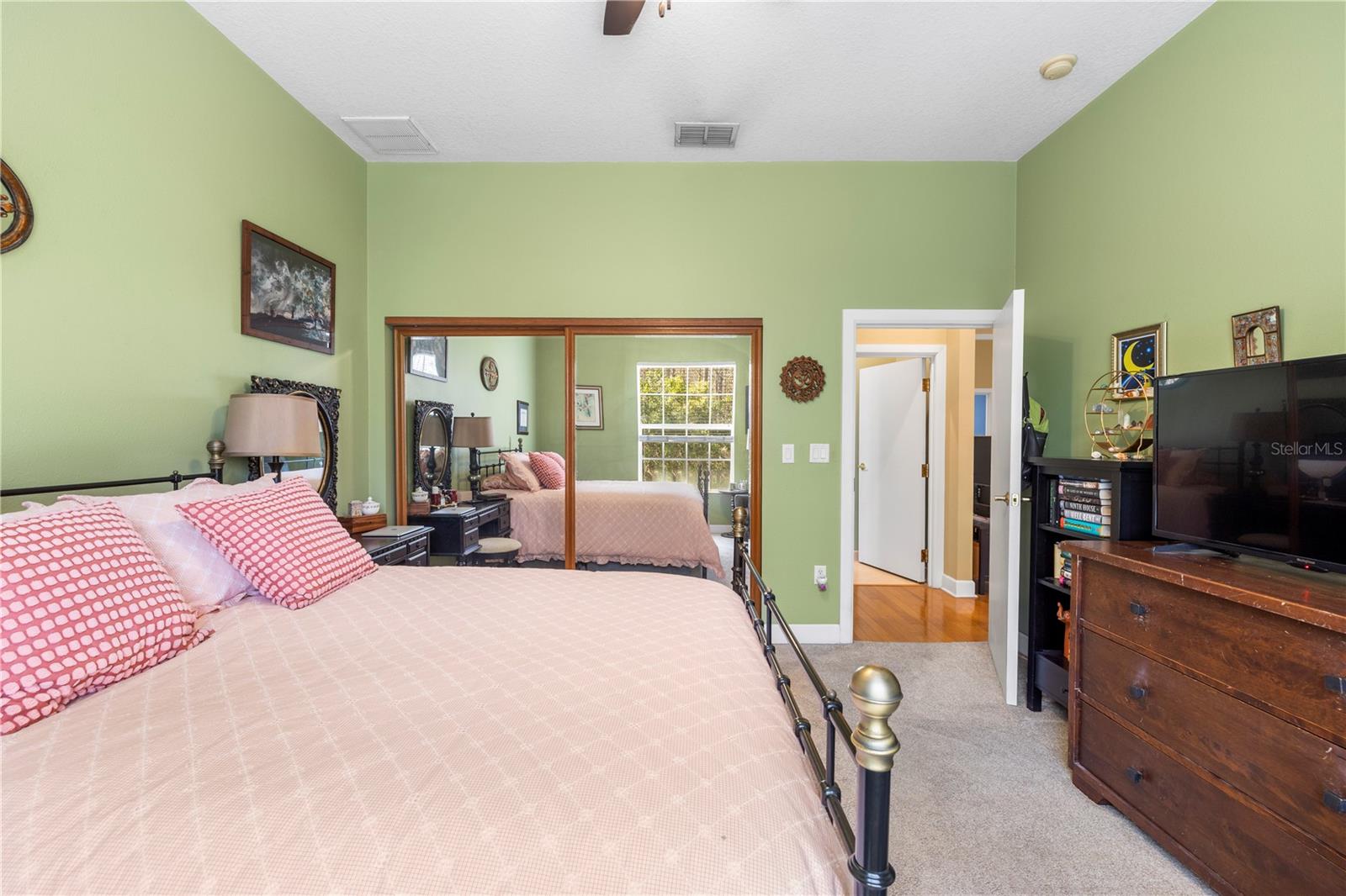 Image 29 of 51 For 11951 Sheldon Road